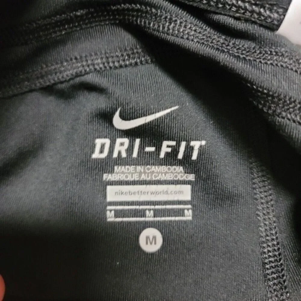 ~ womens nike dri fit running athletic capris - size M
